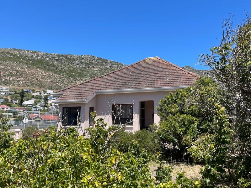 2 Bedroom Property for Sale in Fish Hoek Western Cape
